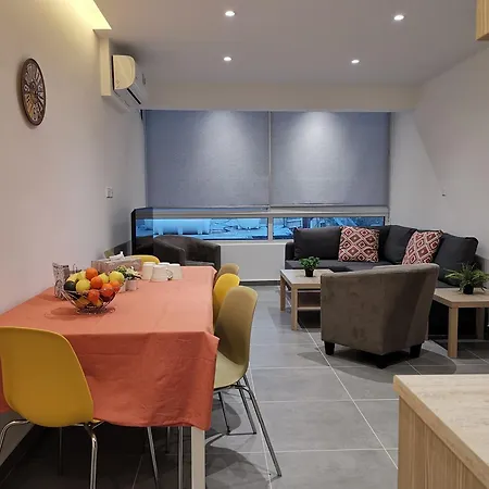 Perseus 3 Bedroom 102 דירה *