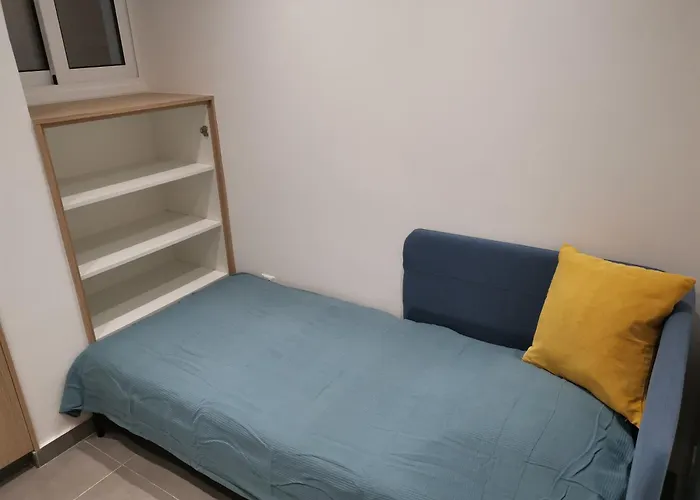 Perseus 3 Bedroom 102 *