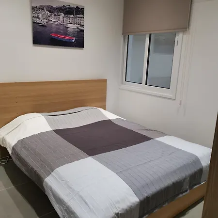 Perseus 3 Bedroom 102 דירה לרנקה